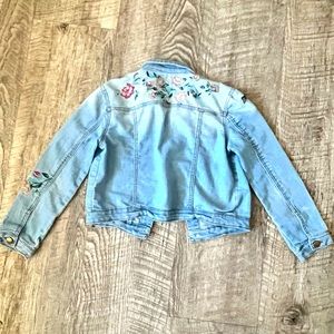 Girls 10/12 super cute embroidered Jean jacket- by Art Class